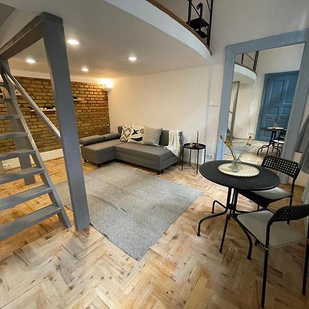 Blue Mirror Apartment Budapest Bagian luar foto